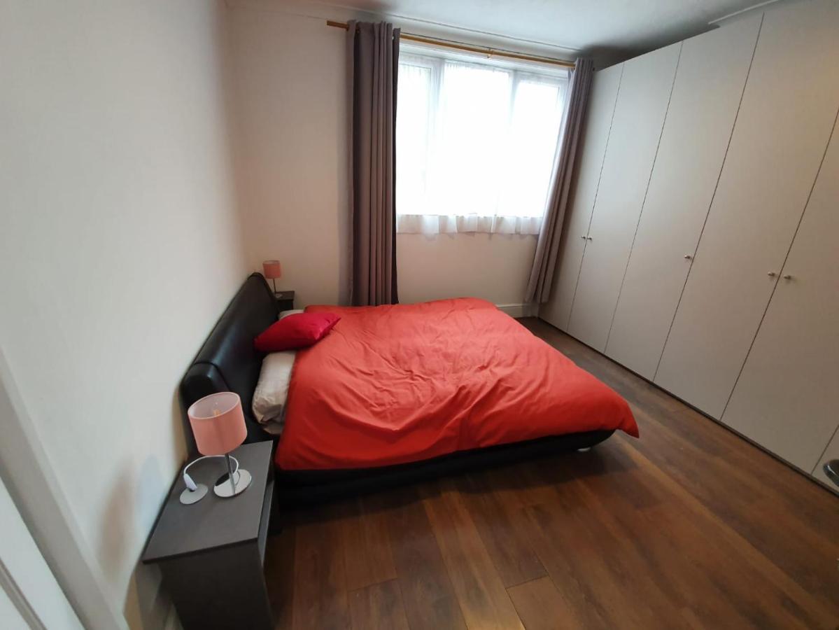 West Drayton Lovely 2-Bedroom Ground Floor Flat With Garden Yiewsley エクステリア 写真
